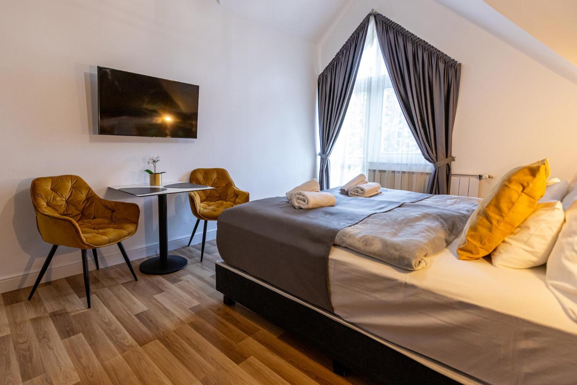 Hotel Clariss Balatonalmadi Luaran gambar