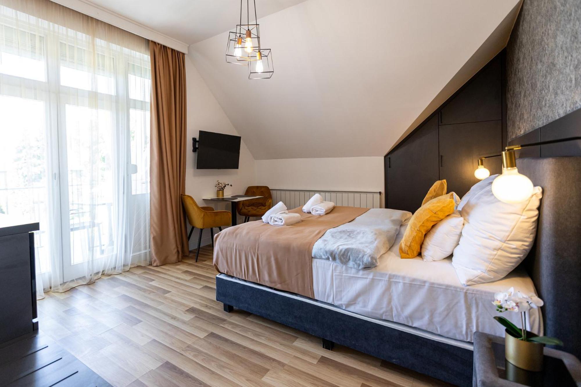 Hotel Clariss Balatonalmadi Luaran gambar